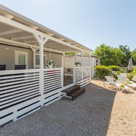 Zelena Laguna Mobile Homes Mugeba Kültér fotó