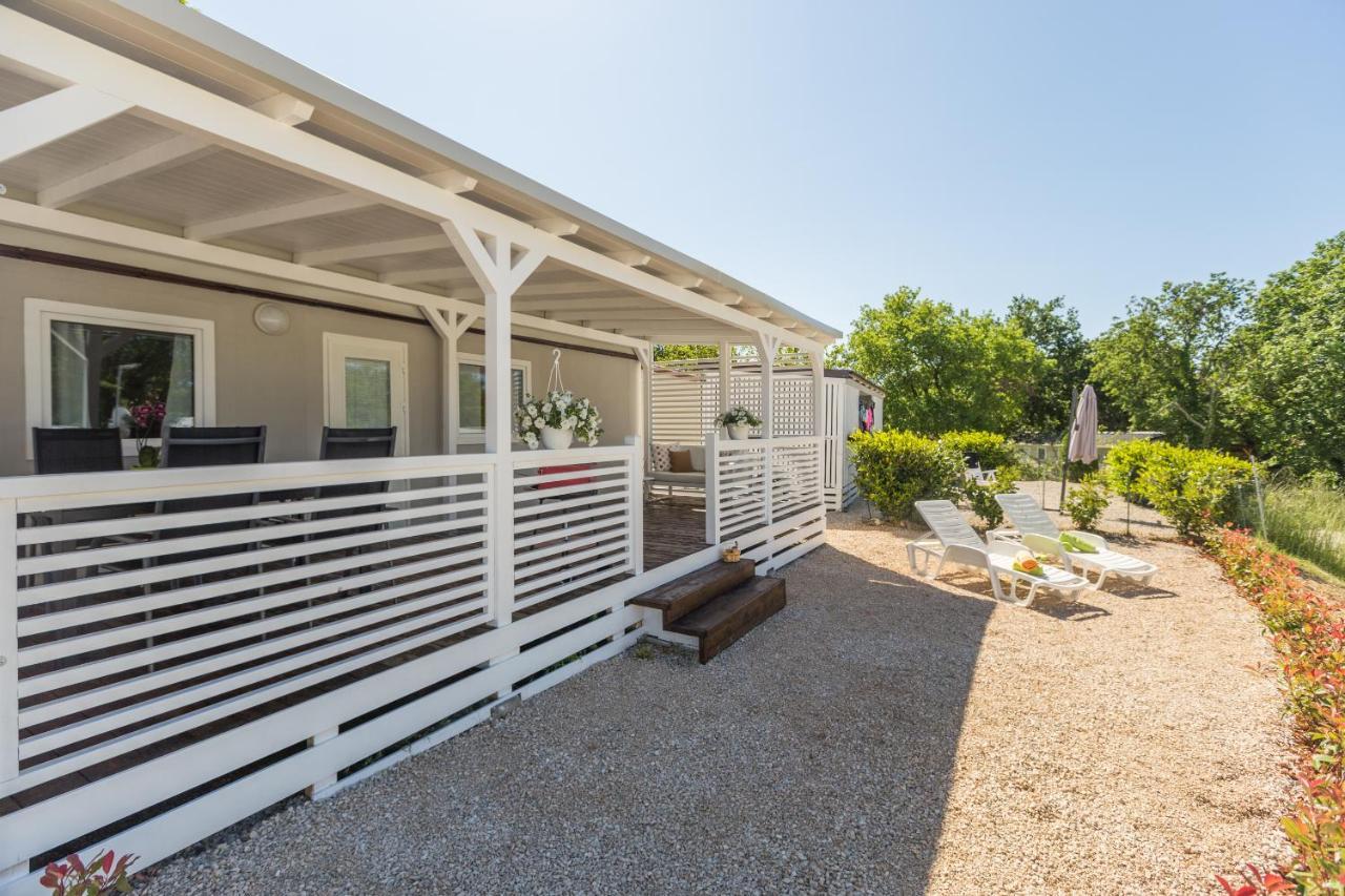 Zelena Laguna Mobile Homes Mugeba Kültér fotó