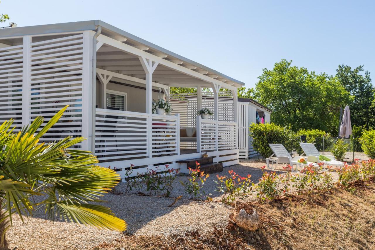 Zelena Laguna Mobile Homes Mugeba Kültér fotó