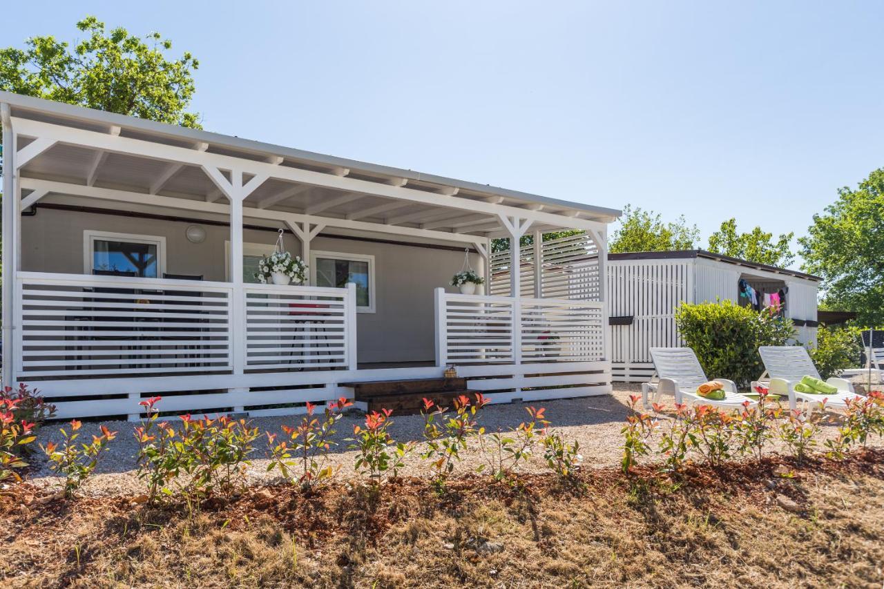 Zelena Laguna Mobile Homes Mugeba Kültér fotó