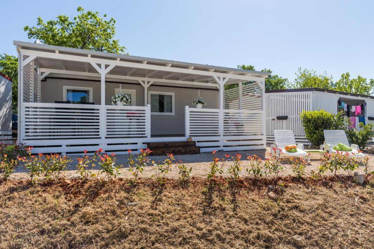 Zelena Laguna Mobile Homes Mugeba Kültér fotó