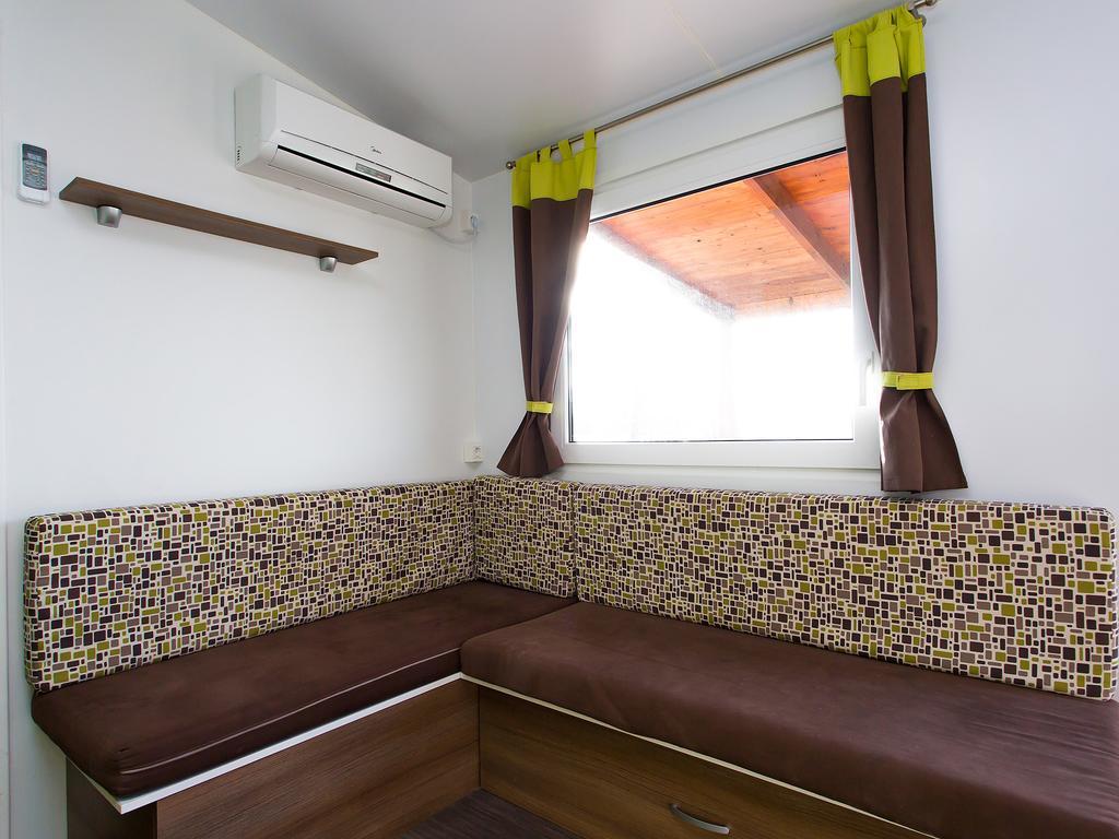 Zelena Laguna Mobile Homes Mugeba Kültér fotó